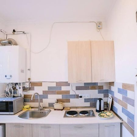 New Central Apartment In Гюмри Екстериор снимка